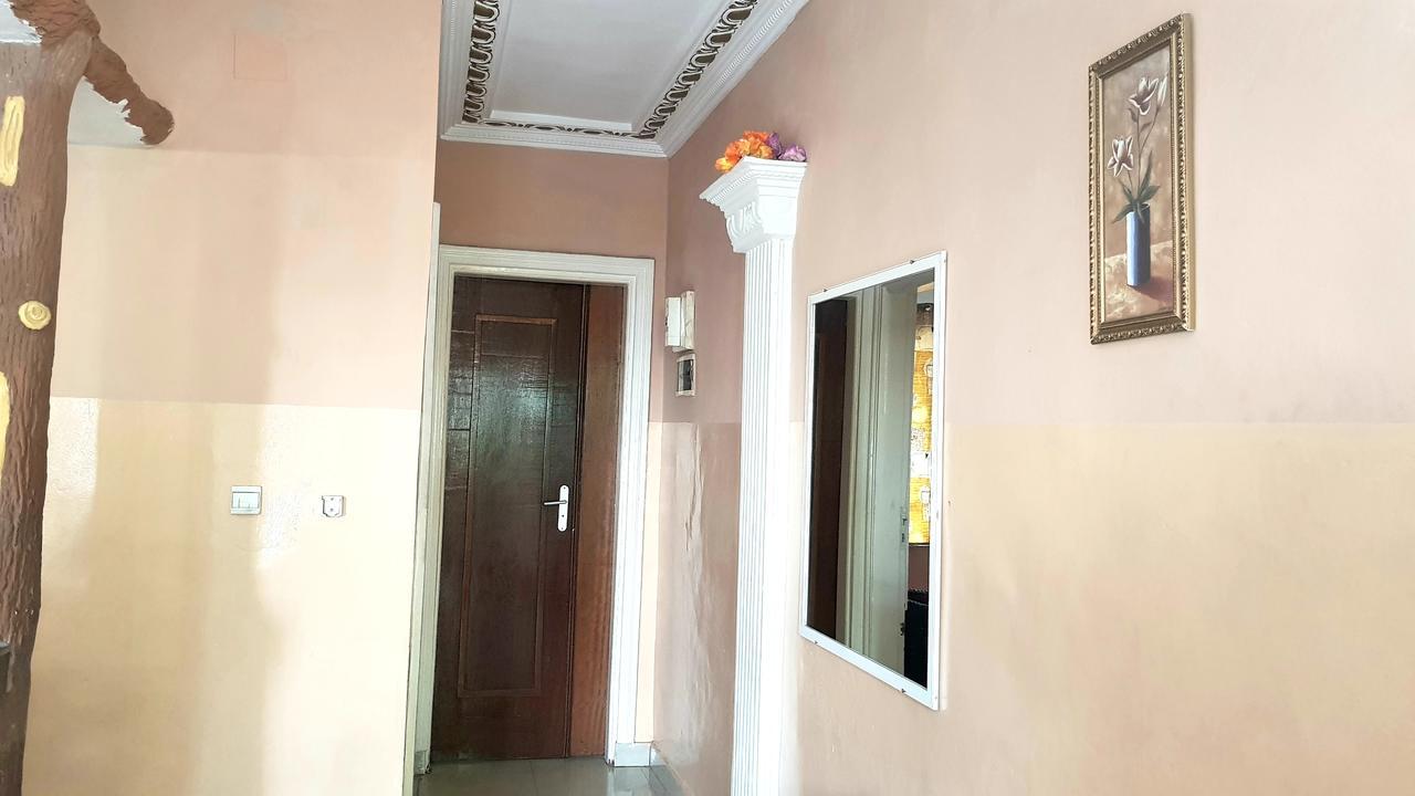 Appartements Chez Léo Brazzaville Esterno foto