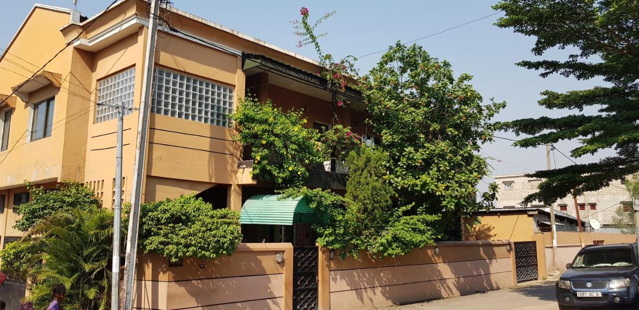 Appartements Chez Léo Brazzaville Esterno foto