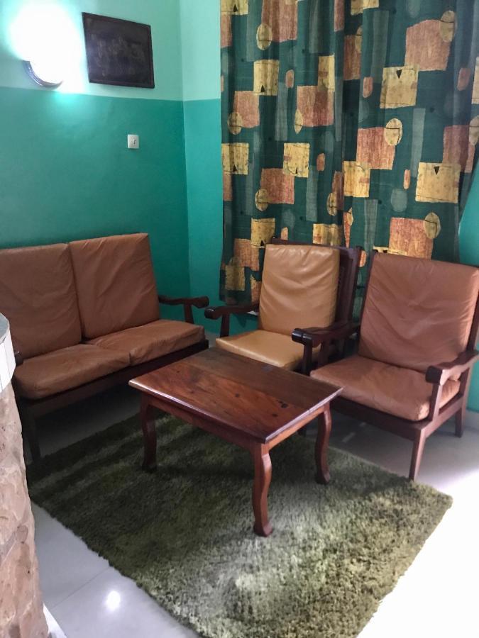 Appartements Chez Léo Brazzaville Esterno foto